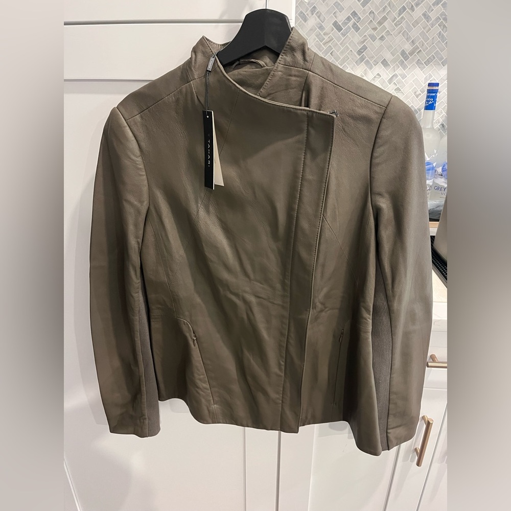 Tahari brand new brown chic leather jacket